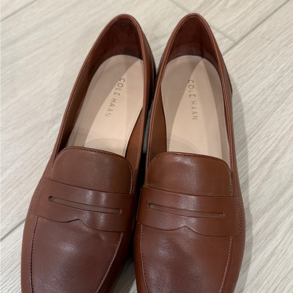 Cole Haan Brown Leather Penny Loafers - Size 9B - Classic Professional